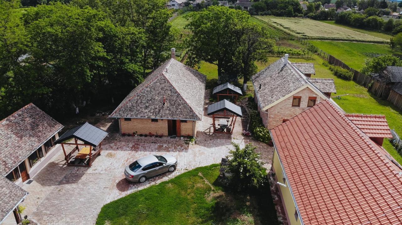Bed and Breakfast Sobe Kod Baje - Baranjska Kuca Karanac Экстерьер фото
