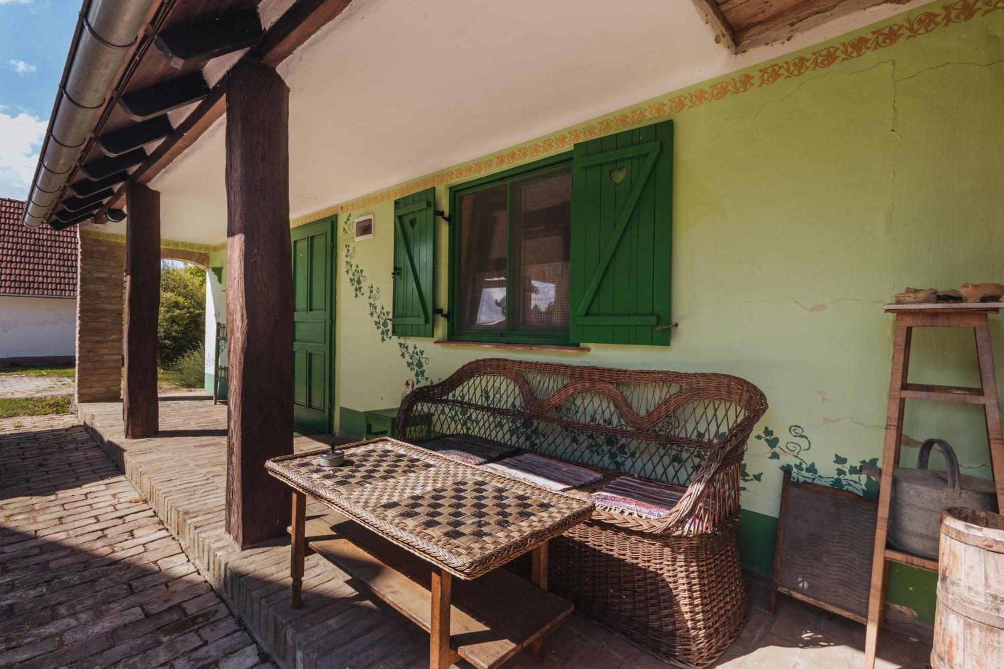 Bed and Breakfast Sobe Kod Baje - Baranjska Kuca Karanac Экстерьер фото